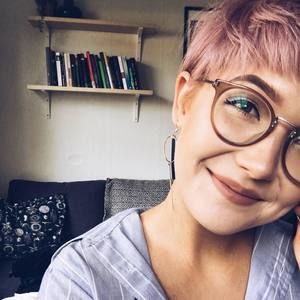 Meet your Posher, Hannah